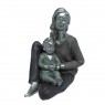 Estatueta em Poliresina Mãe e Bebê  12x10x14cm